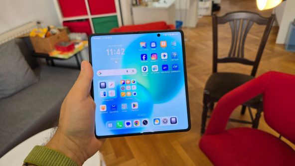 Honor Magic V5