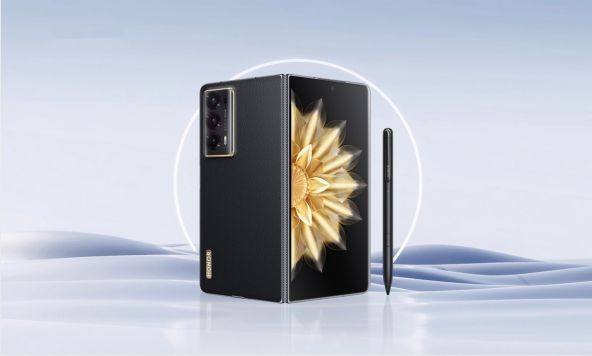 Honor Magic v2