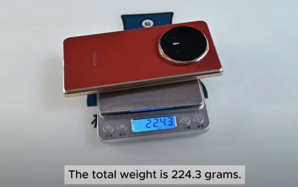 Honor Magic V5