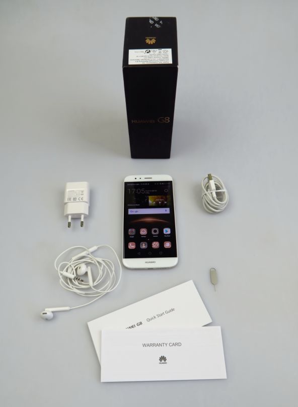 Huawei G8, continutul cutiei