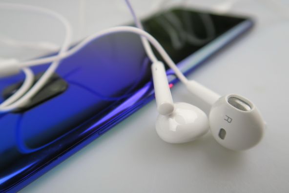 Căștile lui Huawei Mate 20 Pro