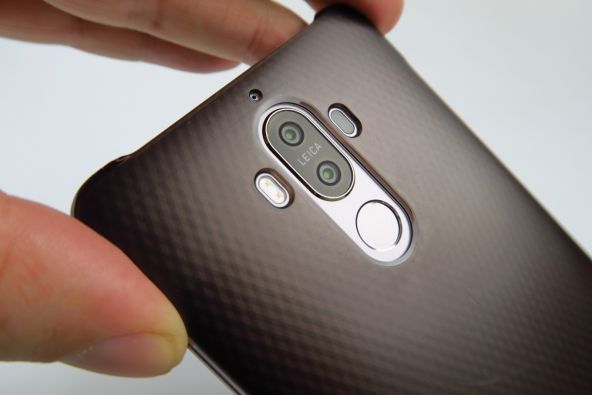 Huawei Mate 9 scos din cutie