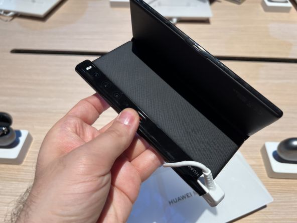 huawei mate xs 2