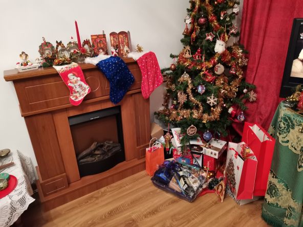 Cum arată o zi petrecută cu Huawei Nova 5T: între gaming şi 4 camere cu AI numai bune de poze de Crăciun, plus fotografii nocturne memorabile