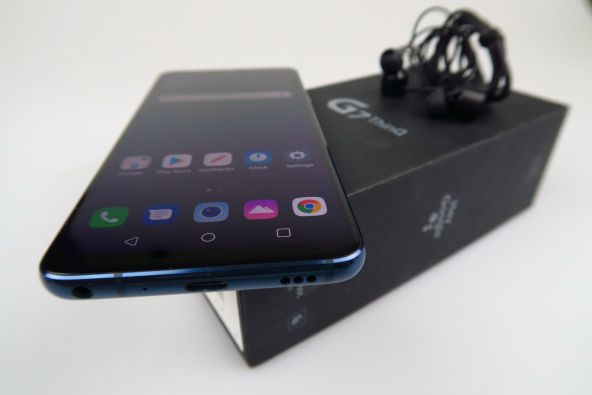 LG G7 ThinQ scos din cutie