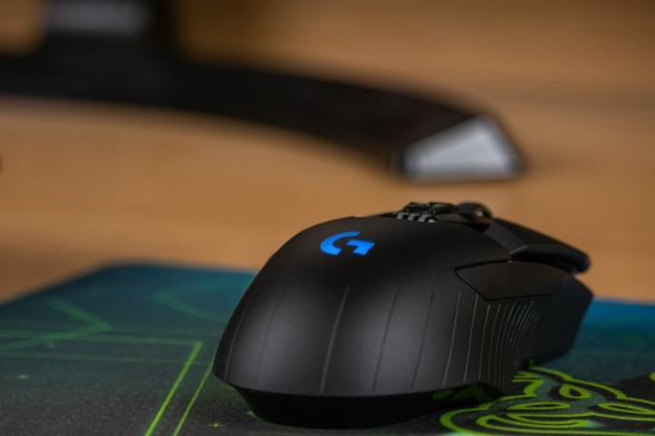Logitech G903