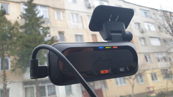 MIO MiVue J85