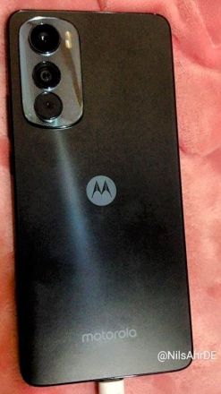 Moto Edge 30