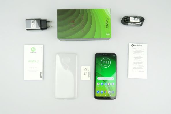 Motorola Moto G7 Power, continutul cutiei