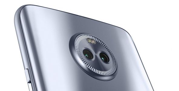 Moto X4