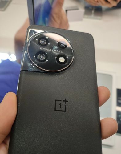 OnePlus 11