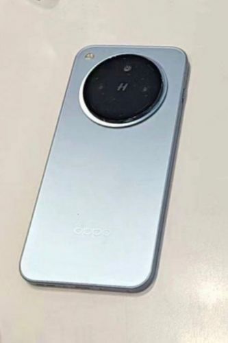 OPPO Find X8