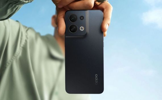 OPPO Reno8 