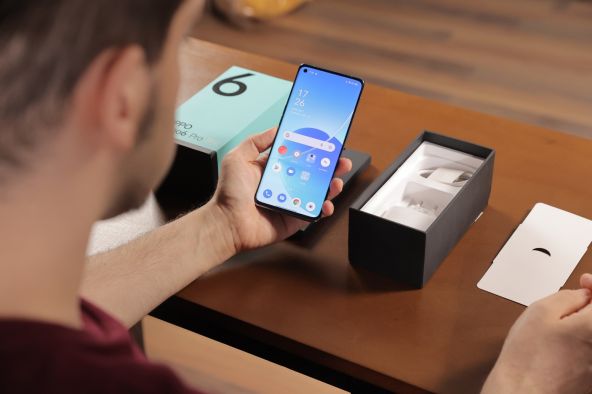 OPPO Reno6 Pro 5G