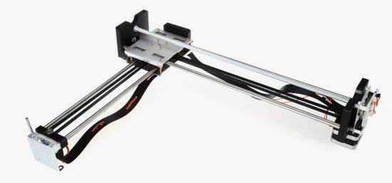 Braț robotizat pentru desen tehnic