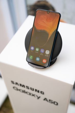 Samsung Galaxy A50