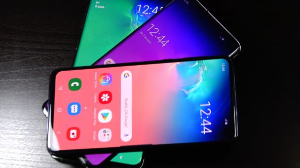 Folosesc Samsung Galaxy S10+ de peste 2 luni și există un context, iată de ce îl recomand în acest moment