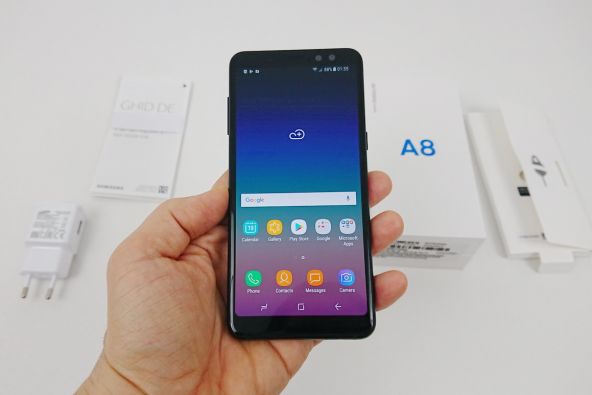 Samsung Galaxy A8 (2018) unboxing
