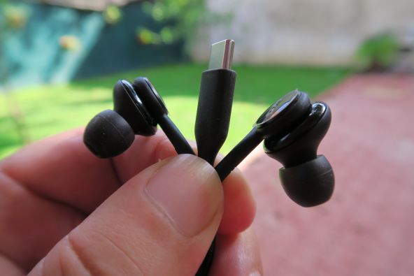 Căștile AKG ale lui Samsung Galaxy Note 10+