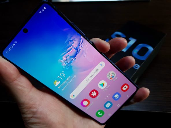 Samsung Galaxy S10 Lite Unboxing