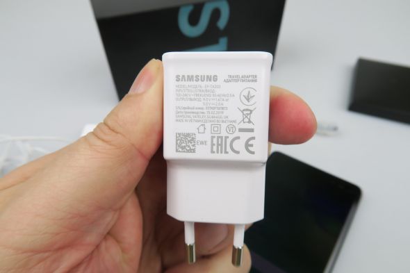 Încărcător Samsung Galaxy S10+