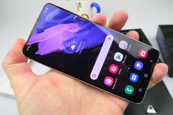 Samsung Galaxy S21 5G review detaliat în limba română (Evaluare Mobilissimo)