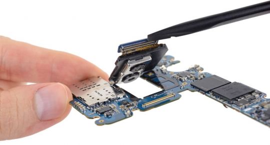 Disectie Samsung Galaxy S9+