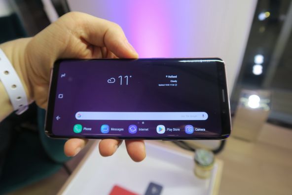 Galaxy S9 poate afisa homescreen-ul în landscape