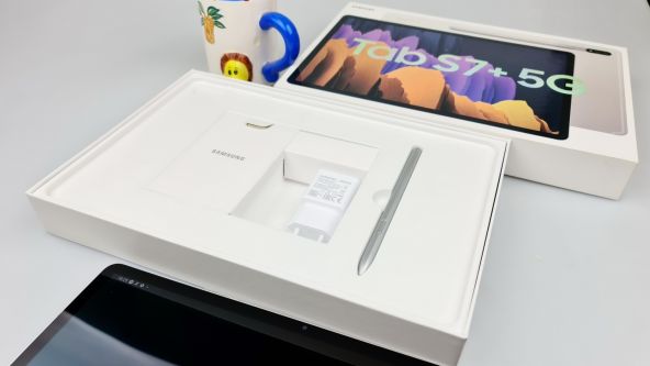 Samsung Galaxy Tab S7+ 5G scos din cutie