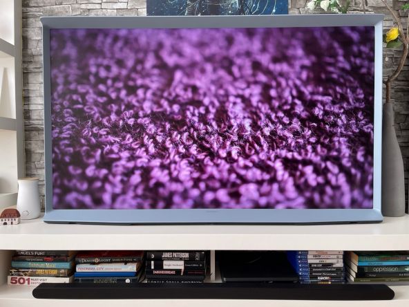 Samsung The Serif 2022