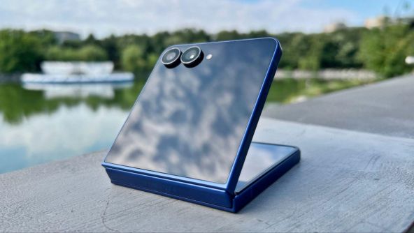 Samsung Galaxy Z Flip7