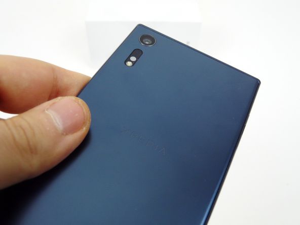 Sony Xperia XZ scos din cutie
