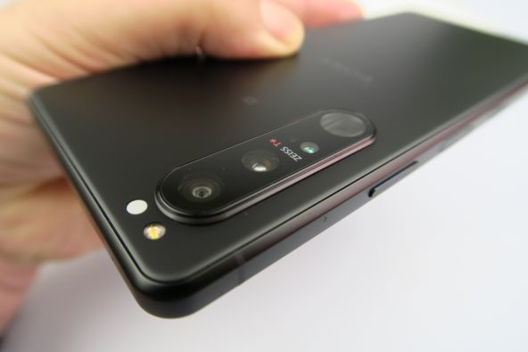 Sony Xperia 1 III design