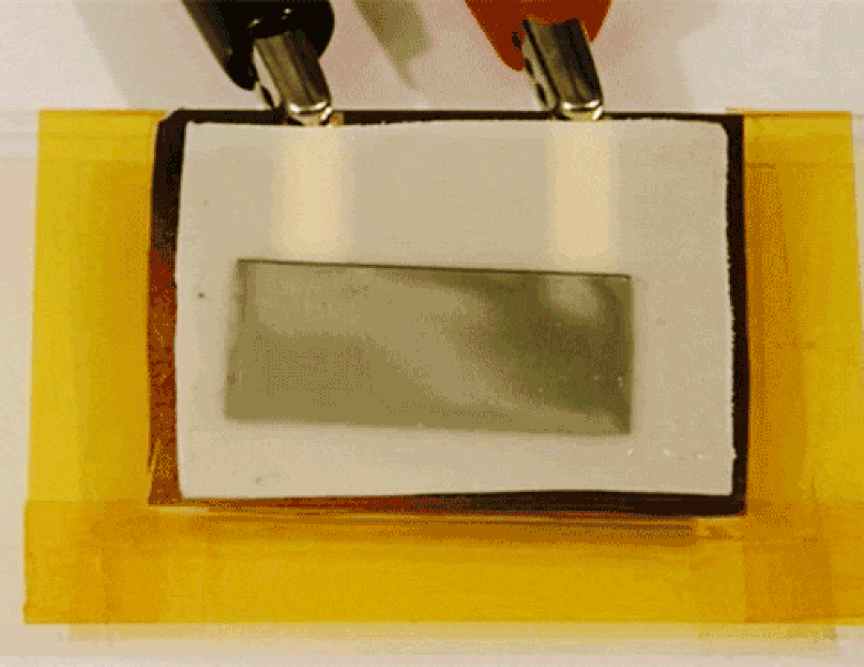 Telefon care se autodistruge