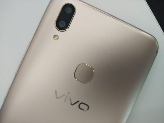 Vivo V9
