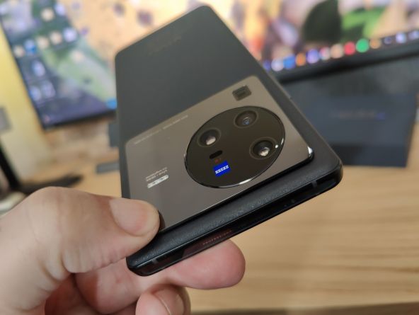 vivo X80 PRO