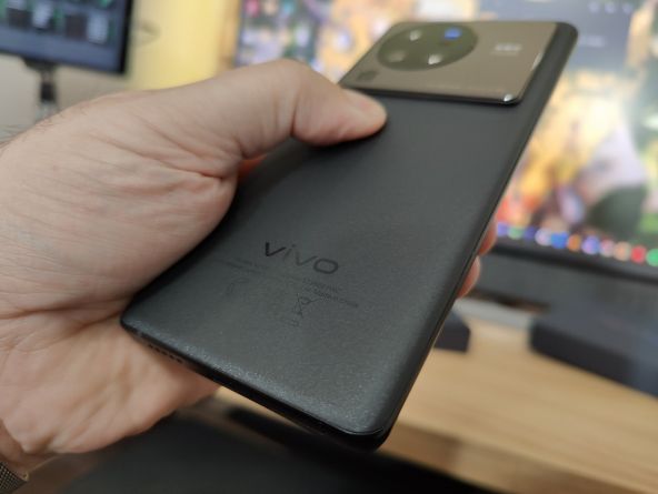 vivo X80 PRO