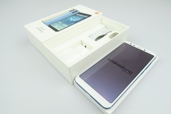 Xiaomi Mi A2 Unboxing