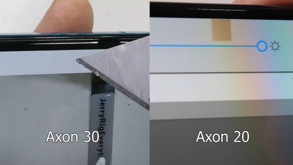 ZTE Axon 30