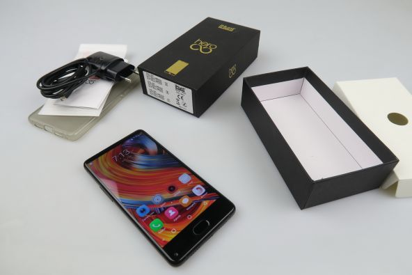 iHunt Hero, continutul cutiei