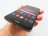 Huawei Mate 9: Design masiv și solid, prietenos pentru "pălmoşi"