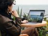 Huawei are laptop cu display pliabil: MateBook Fold Ultimate oferă ecran de 18 inch pe un format de laptop de 13 inch