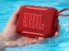 JBL GO 5 debutează discret pe piața din China; Boxa bluetooth accesibilă aduce sunet Harman Acoustics, iluminare WINK, autonomie extinsă