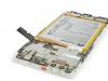 Huawei P9 e disecat de iFixit şi e rezonabil de uşor de reparat; Bateria se înlătură uşor, dar există şi nişte şuruburi unice incluse