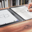 Lenovo lansează Yoga Book în România, tabletă 2 în 1 subţire şi uşoară cu tastatură virtuală şi stylus ce scrie pe hârtie