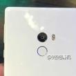 Xiaomi Mi Mix ar urma să primească și o variantă pe alb realizată tot din ceramică