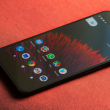 Google lucrează la un telefon low-cost ce nu va face parte din seria Pixel; ar putea introduce și un chipset propriu