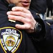 Poliţiştii din New York vor înlocui 36.000 de telefoane cu Windows cu iPhone-uri