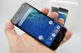 HTC U11 Life Unboxing: scoatem din cutie varianta lite şi mini de HTC U11, cu Android One la bord (Video)