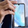 Telefonul cu 2 bretoane e aici: Sharp Aquos R2 Compact; Vine şi cu ecran de 120 Hz
